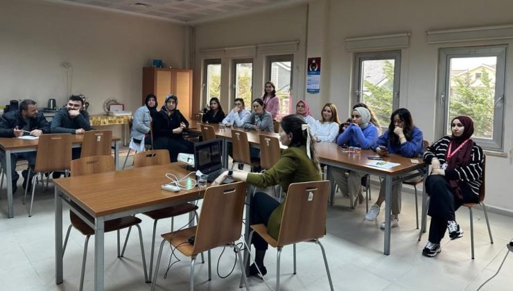 Kaynaşlı İlçe Devlet Hastanesi’nde Verem Eğitimi Düzenlendi
