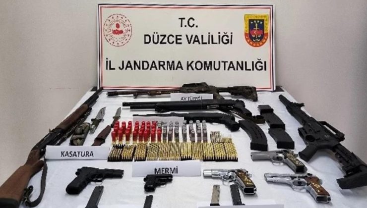 Düzce’de Silahlı Paylaşımlara Operasyon: 8 Gözaltı