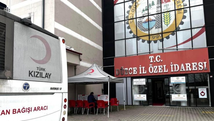 Düzce İl Özel İdaresi’nde Kan Bağışı Etkinliği Düzenlendi