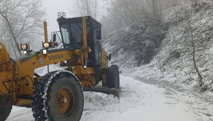 Gölyaka’da Karla Mücadele Aralıksız Sürüyor