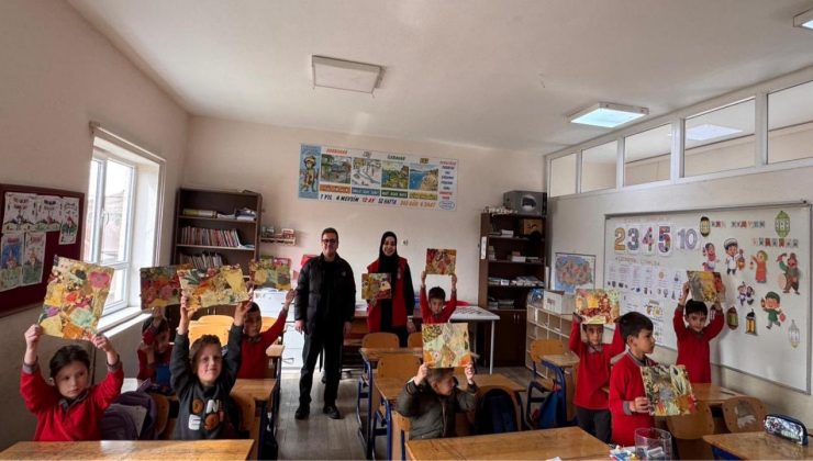 Esentepe İlkokulu Öğrencileriyle Ebru ve Kolaj Etkinliği Düzenlendi