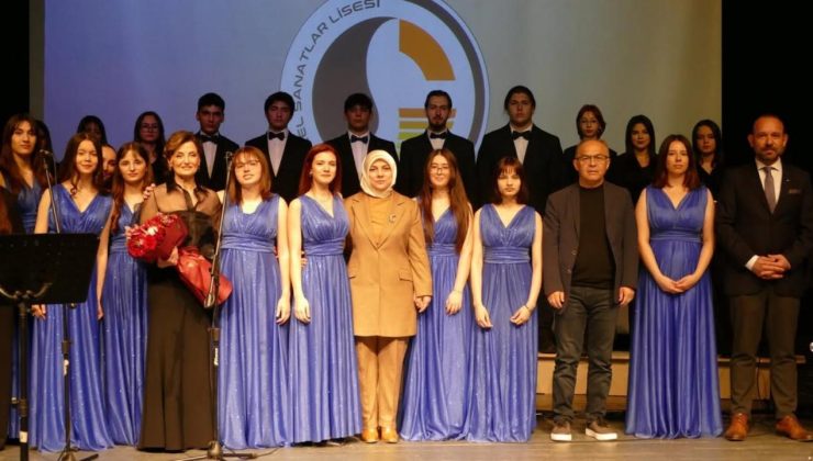 Düzce’de Sanat Dolu Gece: Sergi ve Koro Konseri Büyük İlgi Gördü