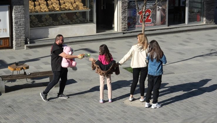 Oyuncaklar Düştü, Dürüstlük Kazandı: Miniklerden Büyük Ders