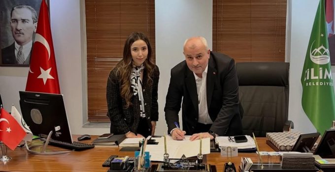 Çilimli’de İşitme Sağlığı İçin İmza: Sinem İşitme Cihazları İş Birliği Yapıldı