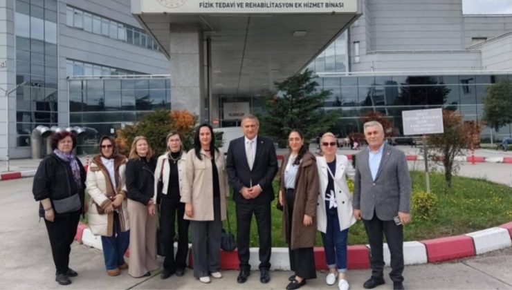 CHP Düzce Örgütü’nden Yeni Doğan Bebeklere Anlamlı Ziyaret